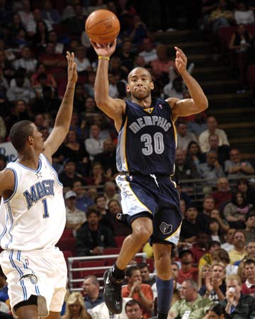 助曼聯逼平 助曼聯逼平