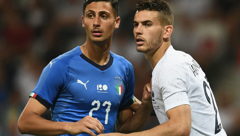 他在赛场外 他在赛场外