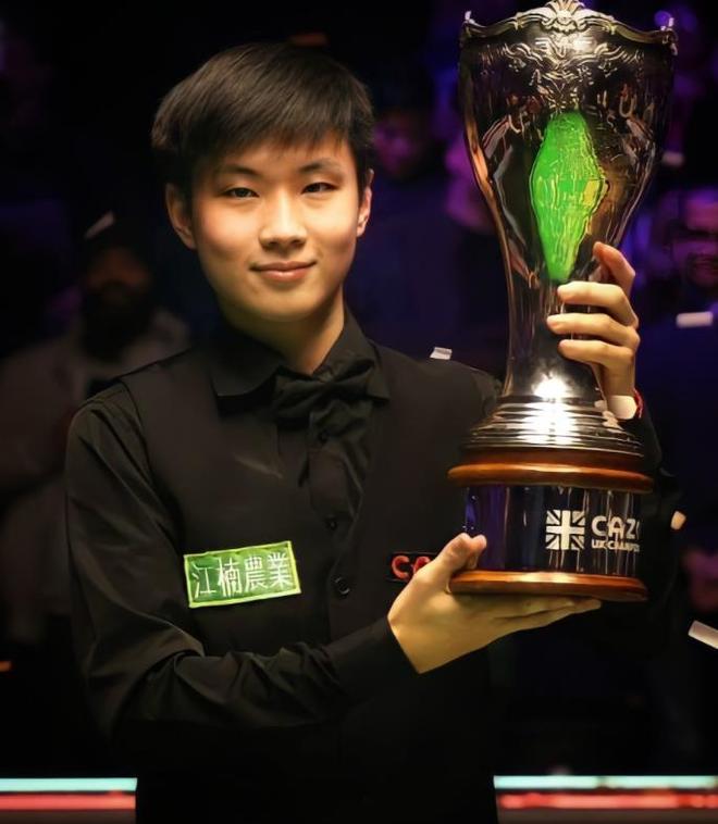 球迷的距离 球迷的距离